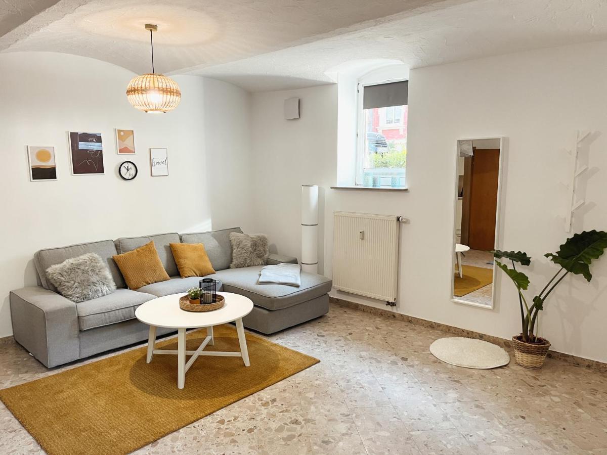 Bohnapartments Elisa - Wohlfuehlapartment Mit 2 Gratis Parkplaetzen Und 3 Schlafzimmern - Wlan - Vollausstattung Erfurt Exteriér fotografie