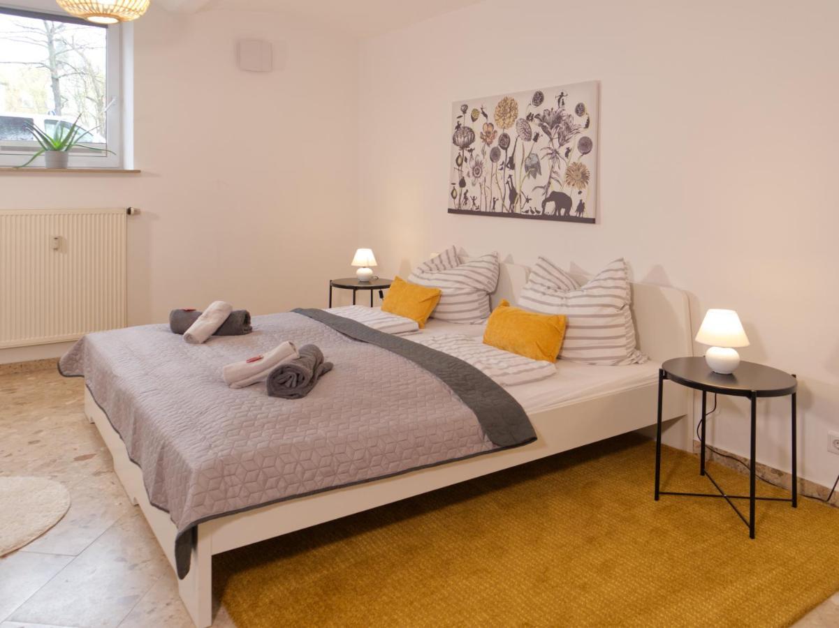 Bohnapartments Elisa - Wohlfuehlapartment Mit 2 Gratis Parkplaetzen Und 3 Schlafzimmern - Wlan - Vollausstattung Erfurt Exteriér fotografie